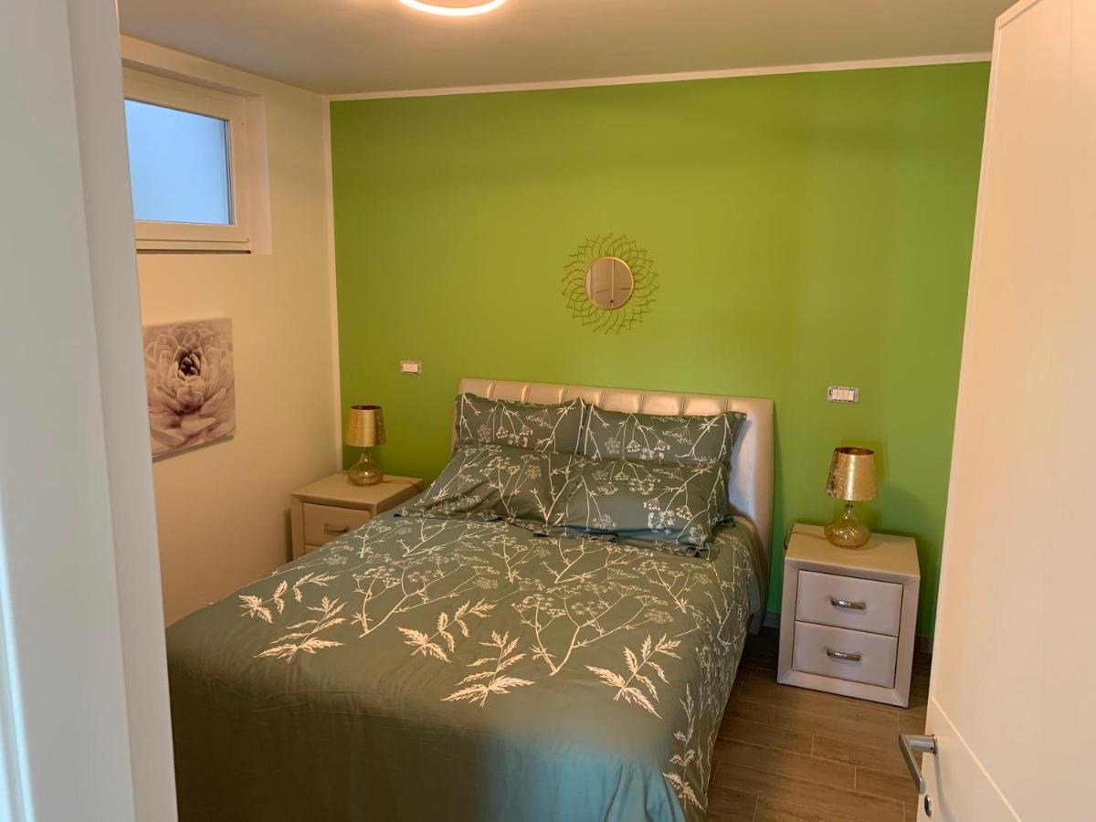 Apartment Nona Ervina Копер Екстер'єр фото